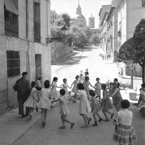 Ronde d'enfants, vieux quartiers, Madrid